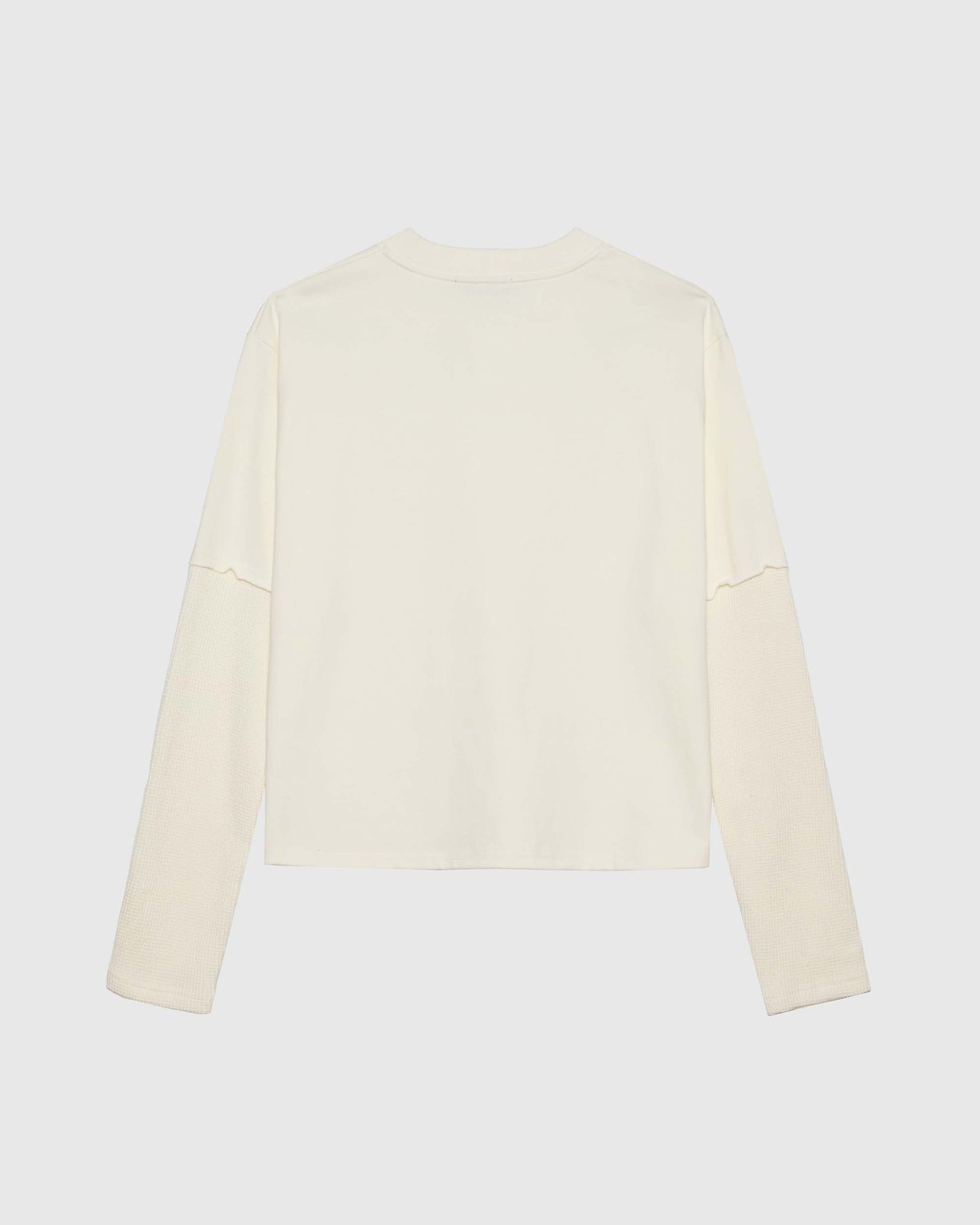 CROPPED DOUBLE SLEEVE WITH THERMAL IN SALT WHITE