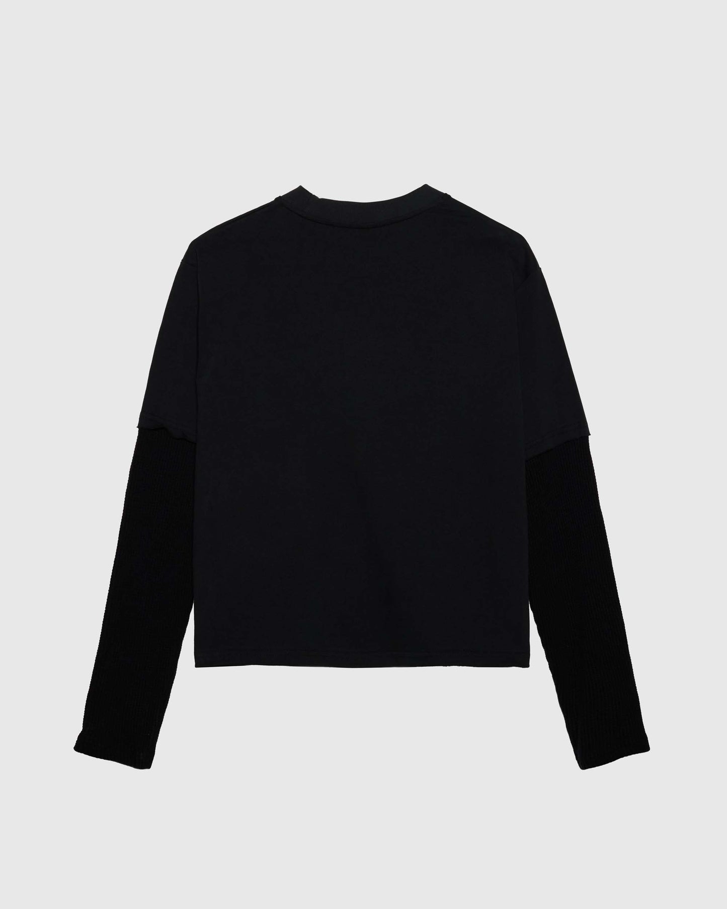 CROPPED DOUBLE SLEEVE WITH THERMAL IN BLACK