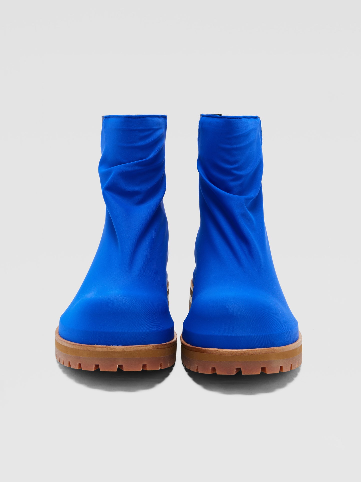BLUE PLEATED MARATHON BOOTS
