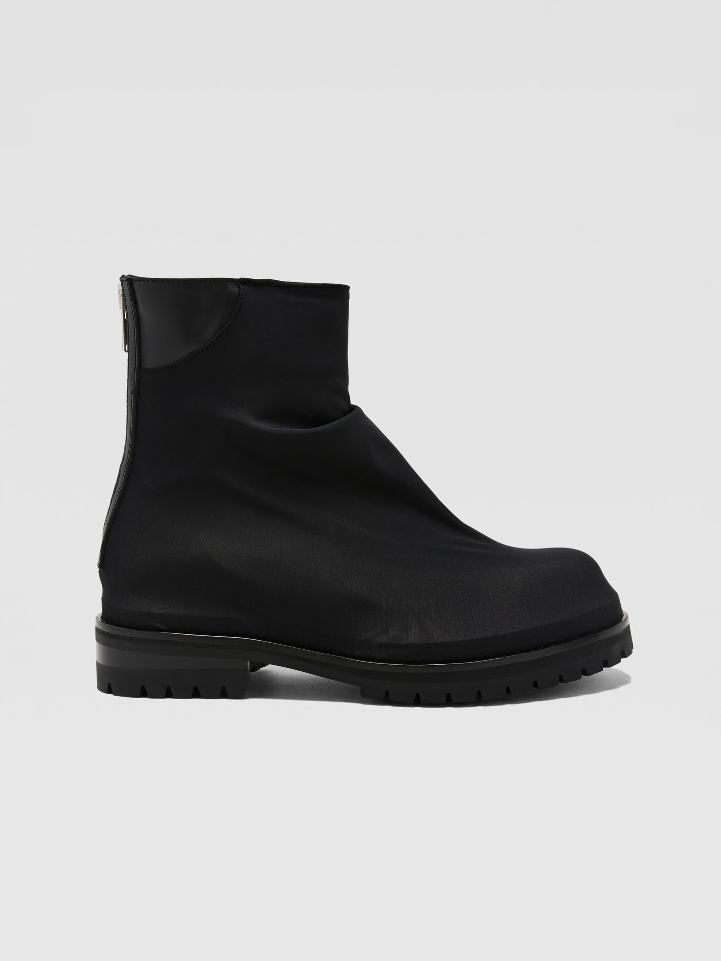 BLACK PLEATED MARATHON BOOTS