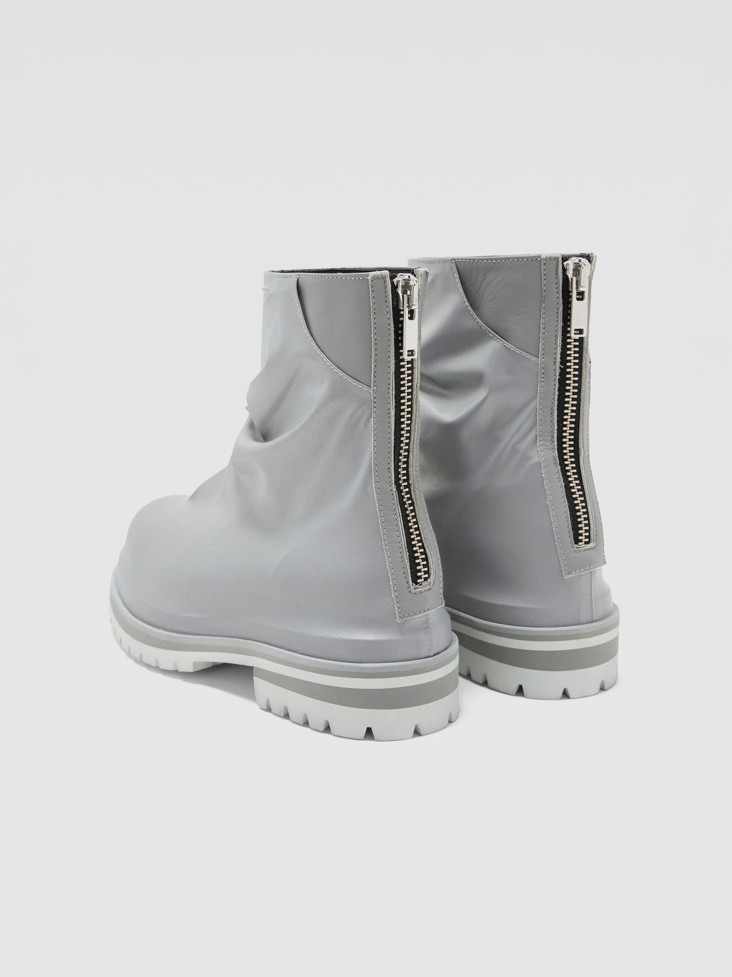 SILVER PLEATED MARATHON BOOTS