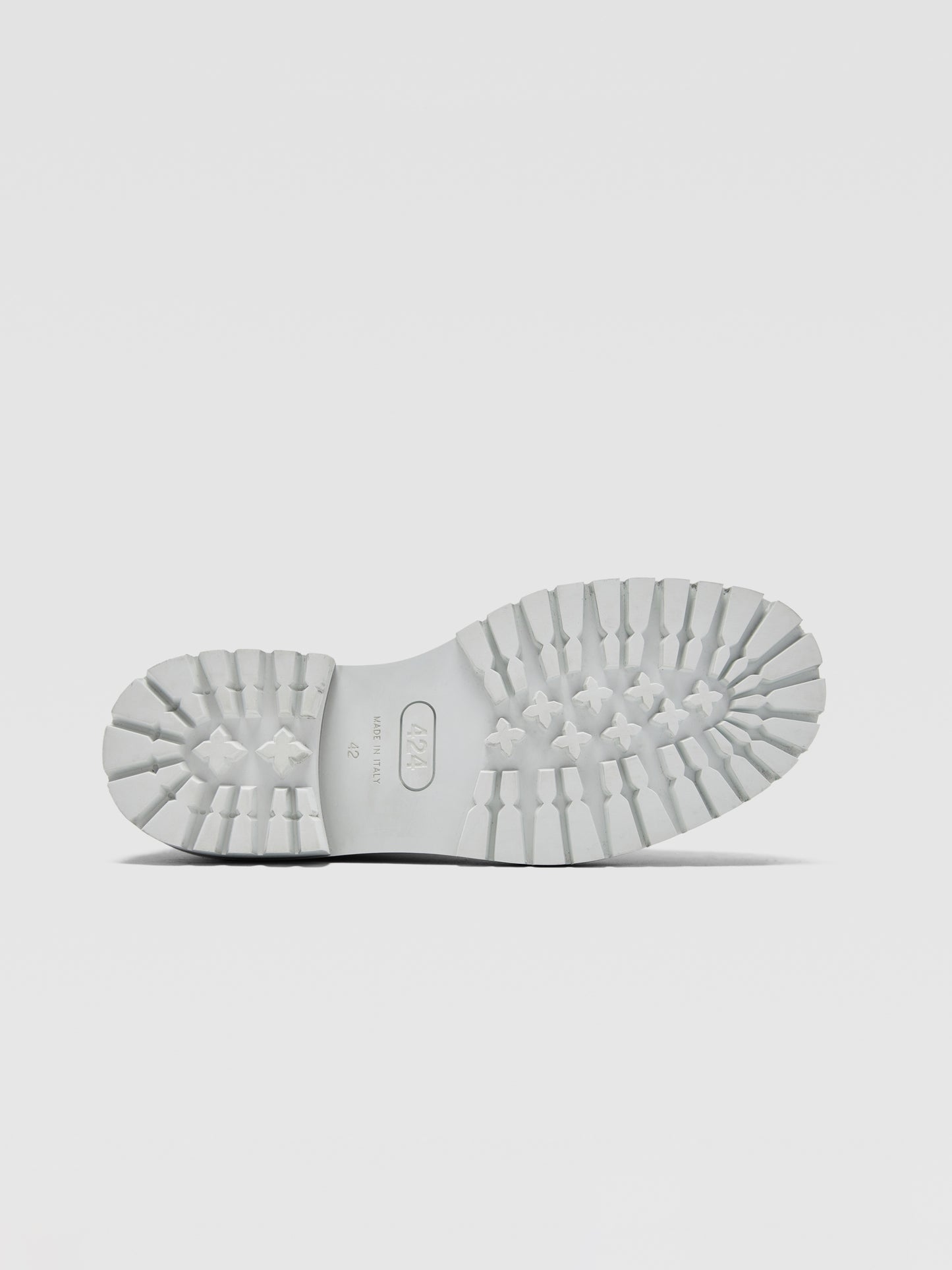 SILVER PLEATED MARATHON BOOTS