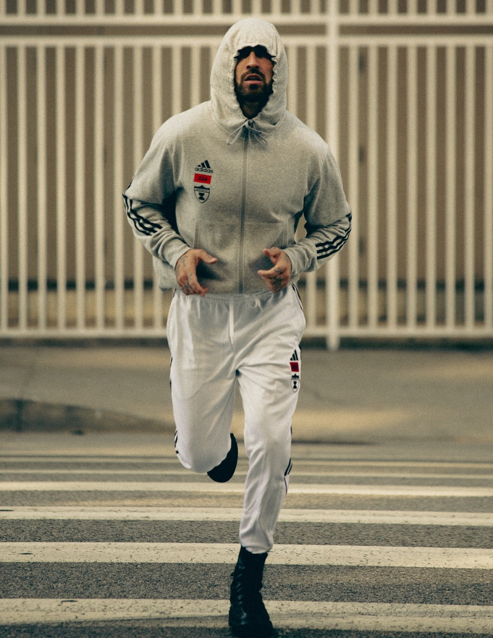 GREY HEATHER ZIP-UP HOODIE