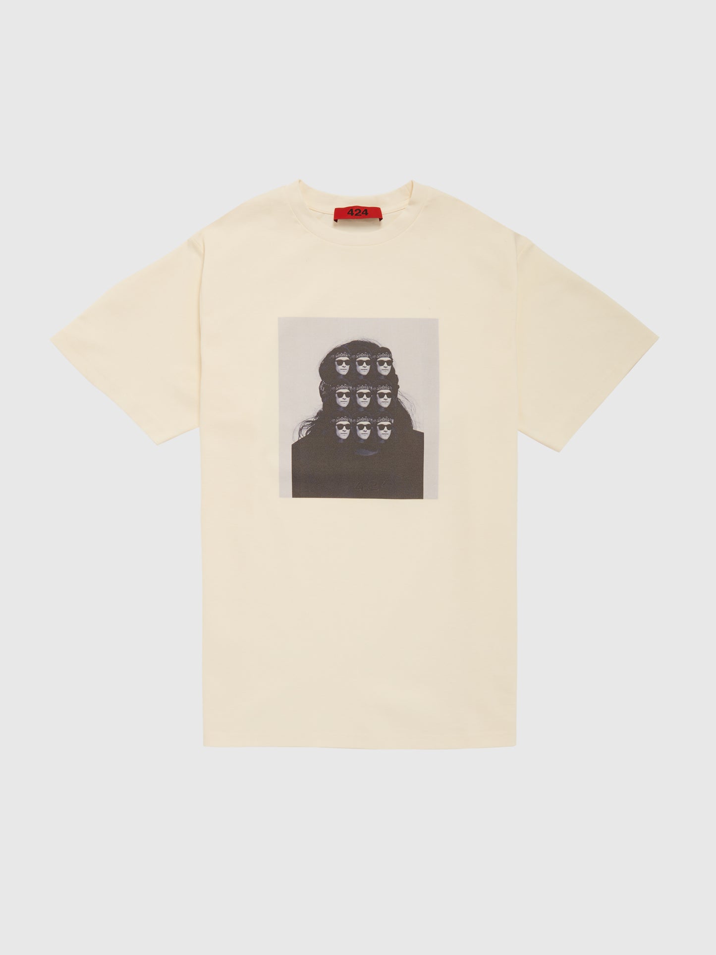 WHITE GRAPHIC TEE