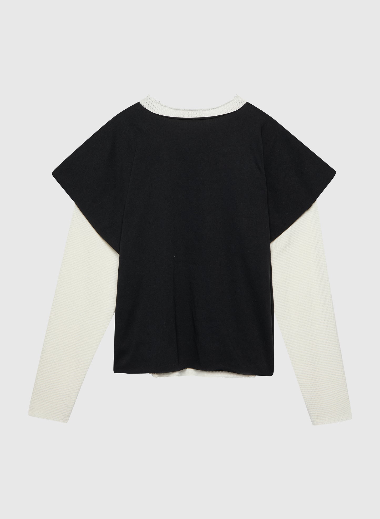 DOUBLE LAYER DISTRESSED TEE