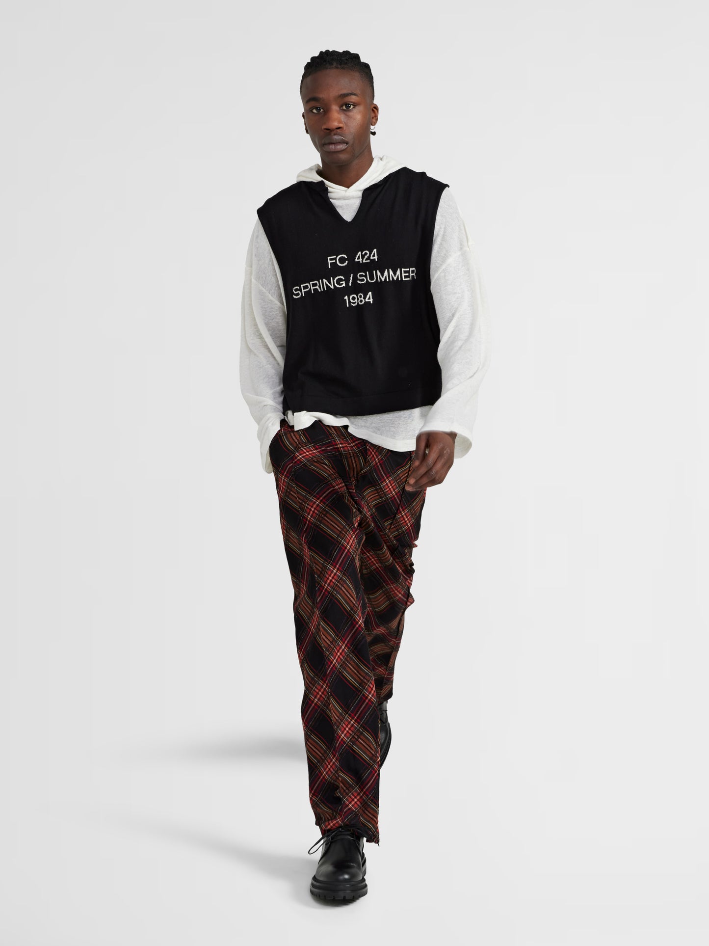 RED AND BLACK CHECKERED TROUSERS