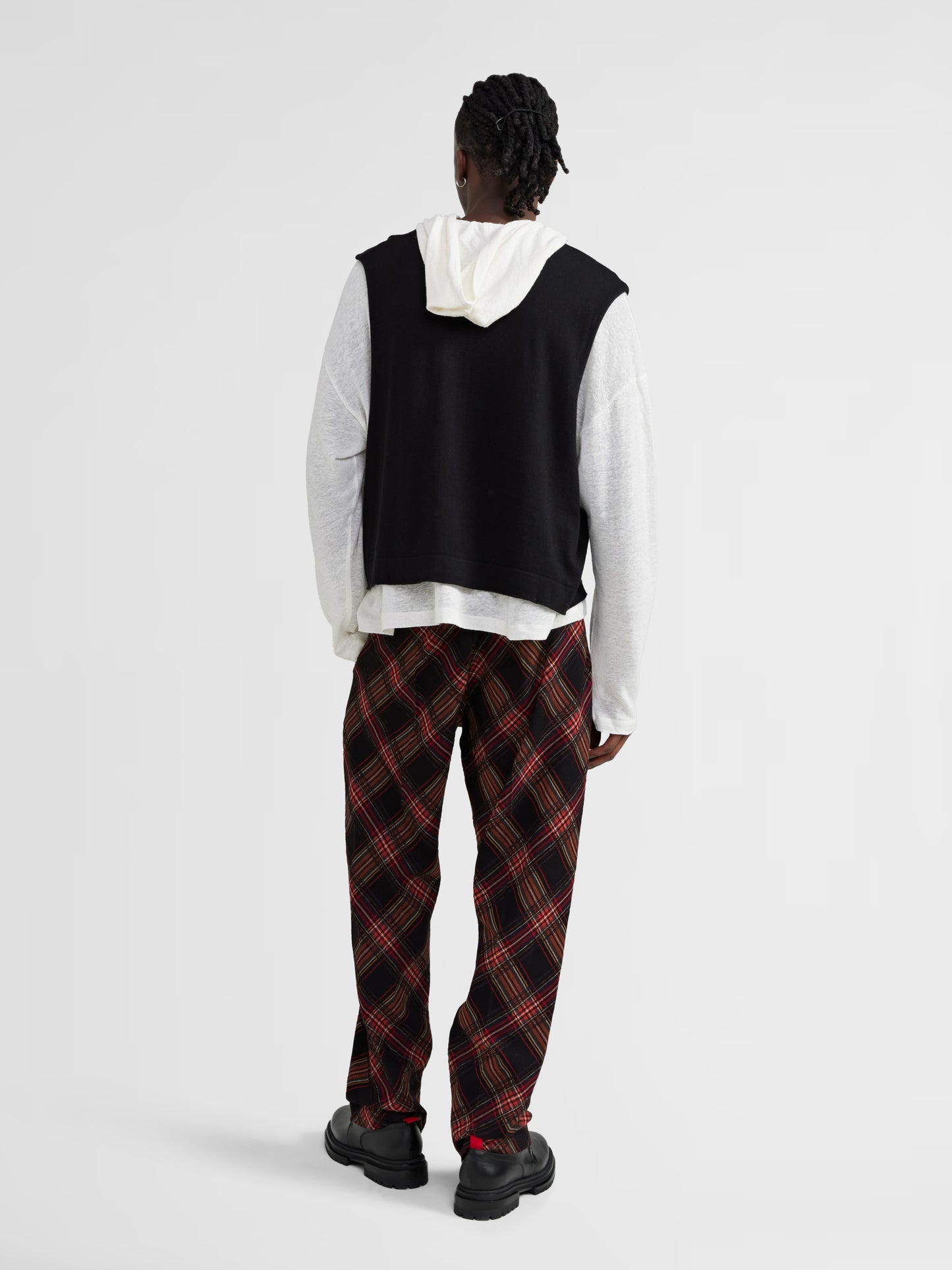 RED AND BLACK CHECKERED TROUSERS