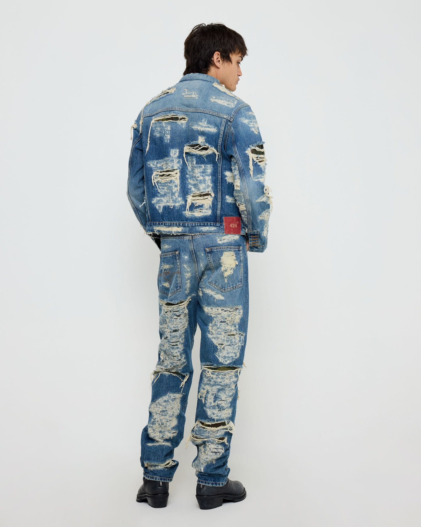 COLLECTION LOOSE DENIM FIVEPOCKET BLUE REPAIRED CAMO PATCHES