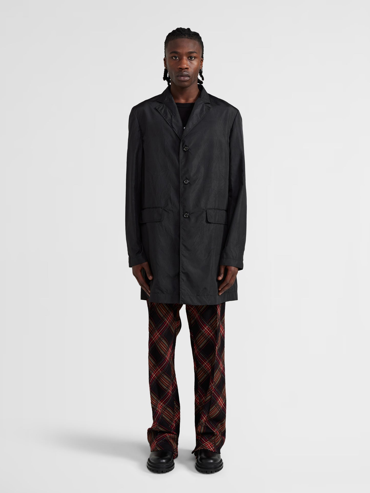 BLACK CRUMPLED EFFECT BLAZER