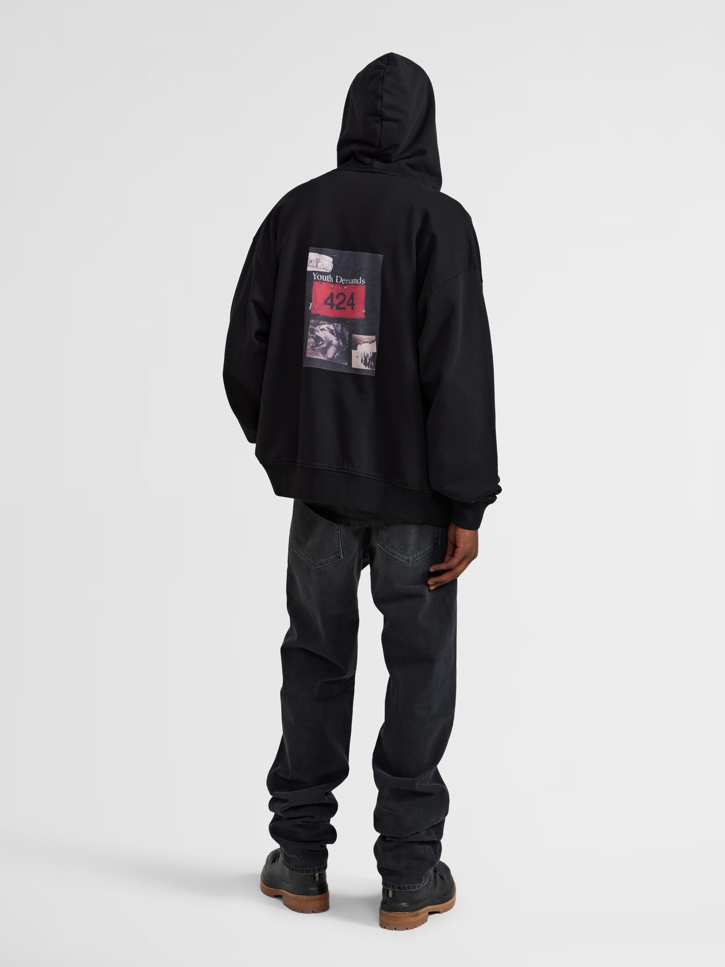 BLACK ZIP UP HOODIE