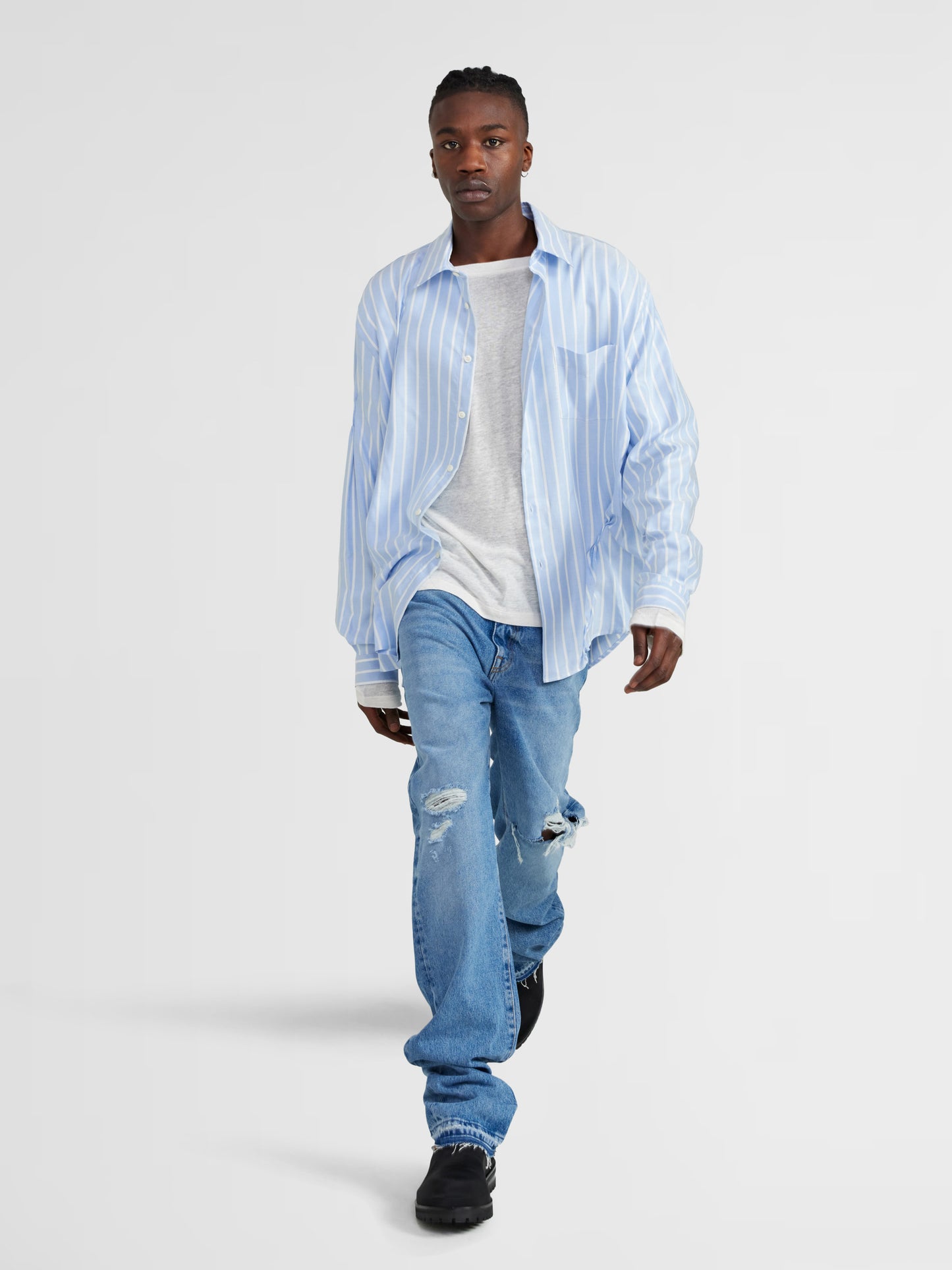 BLUE STRIPED LONG SLEEVE BUTTON UP