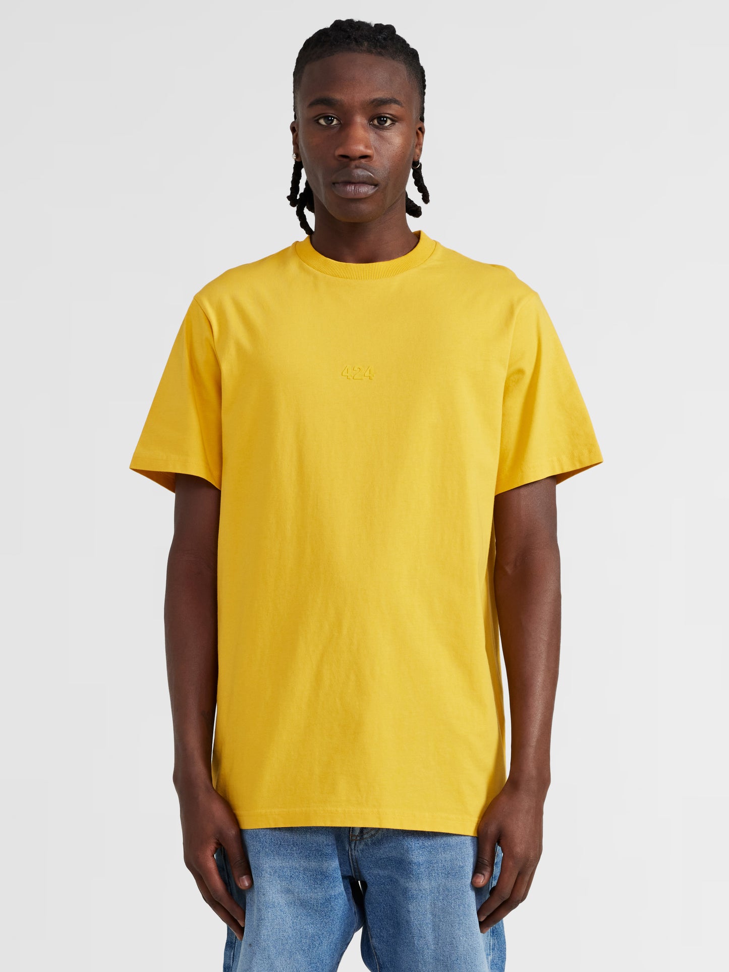 VARSITY YELLOW LOGO TEE