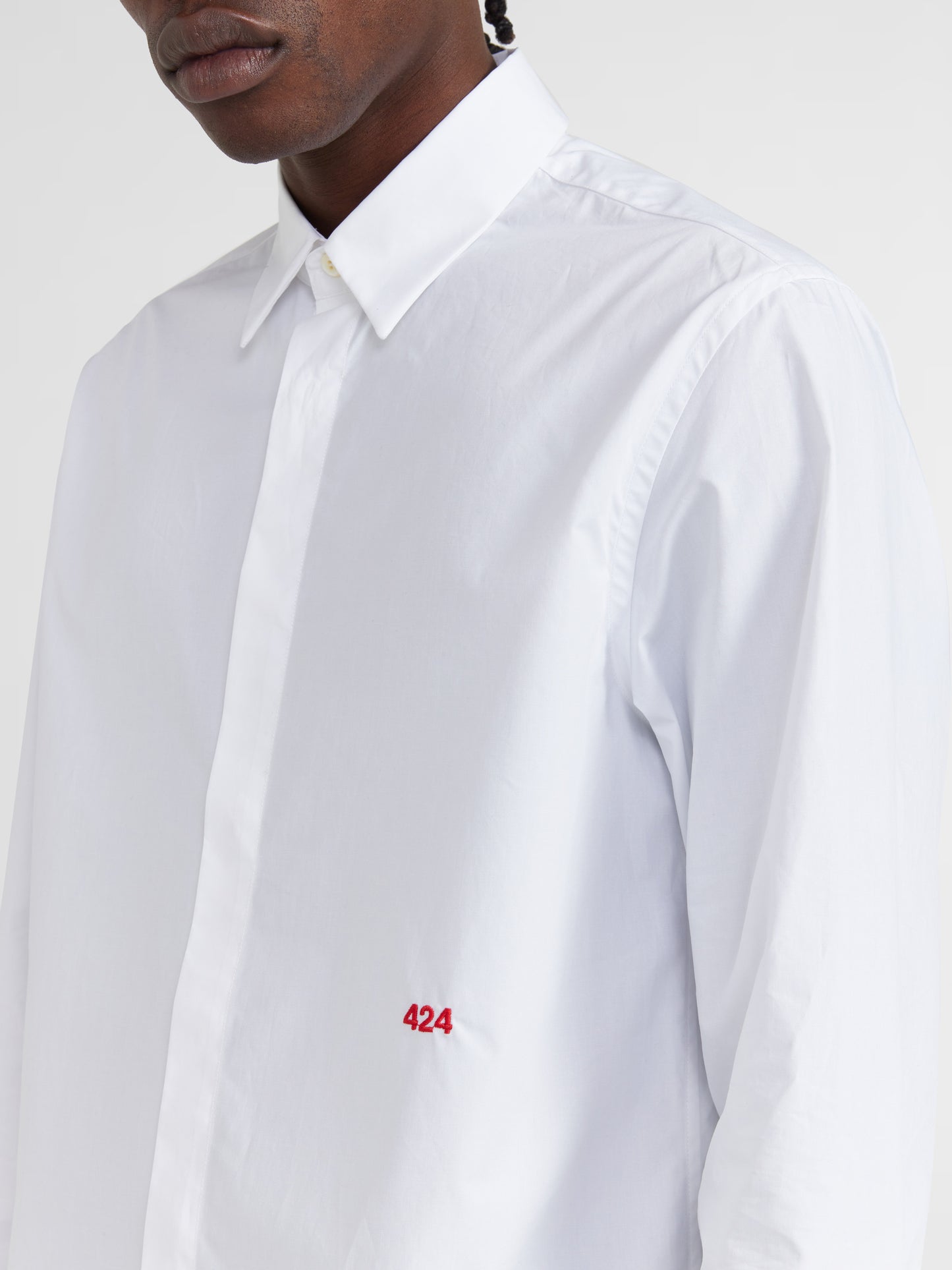 WHITE BUTTON UP