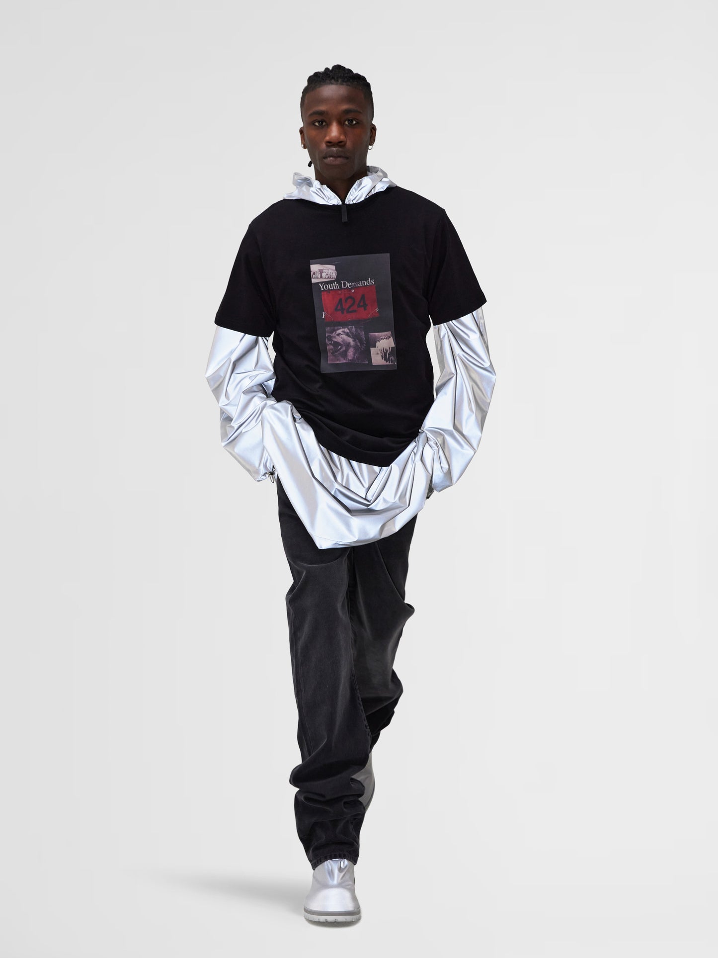 BLACK "YOUTH DEMANDS" GRAPHIC TEE