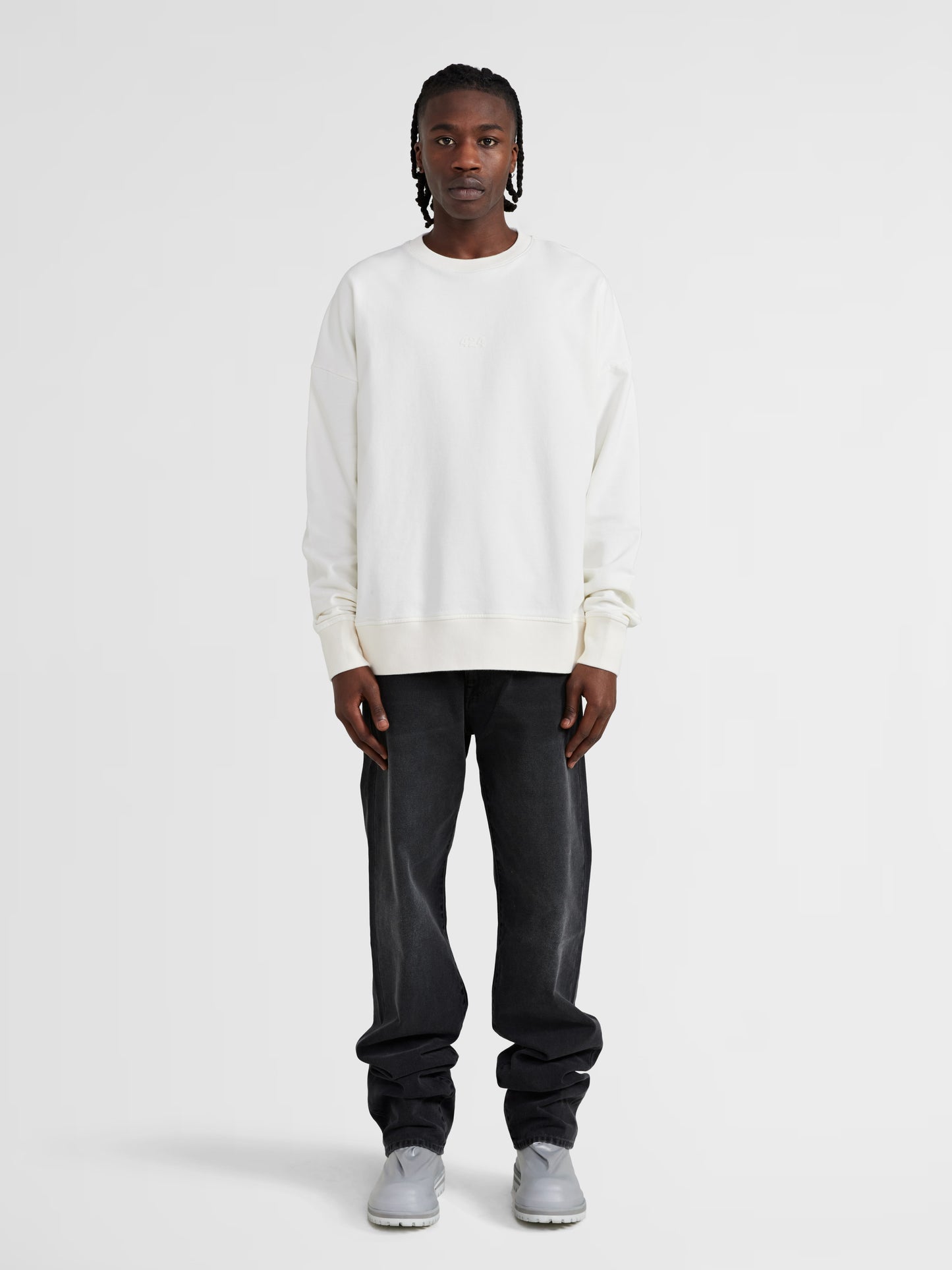 WHITE LOGO CREWNECK