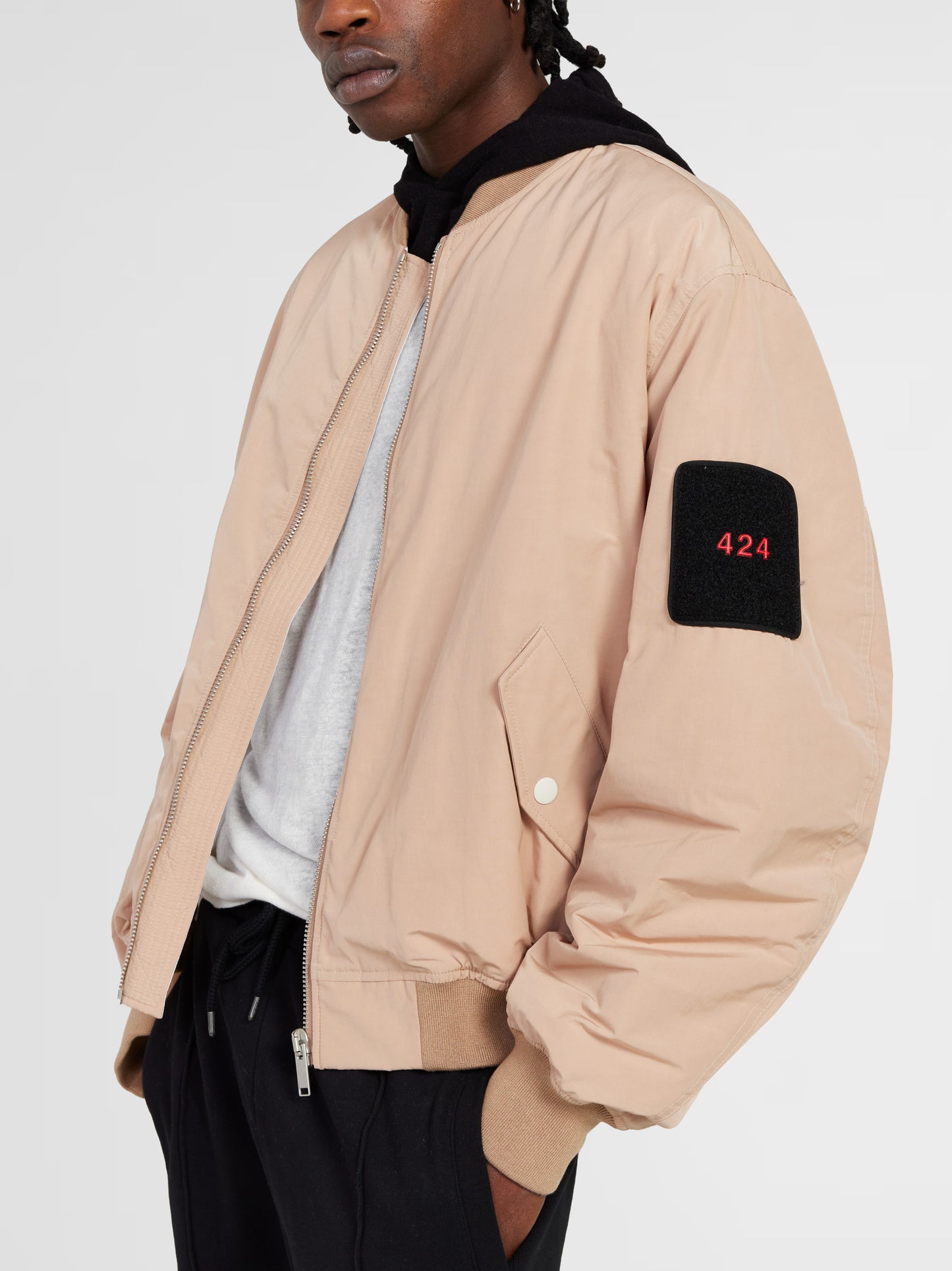 BEIGE BOMBER JACKET