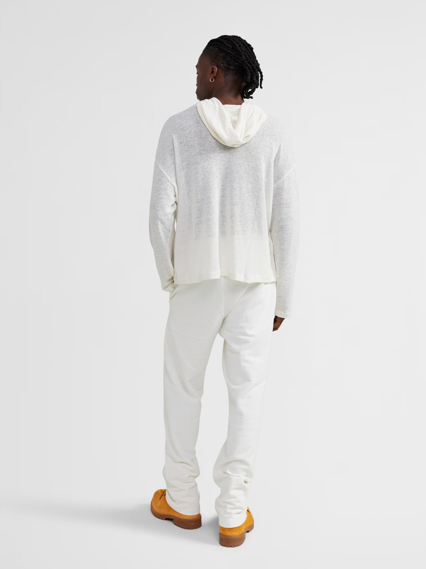 WHITE HOOD LONG SLEEVE