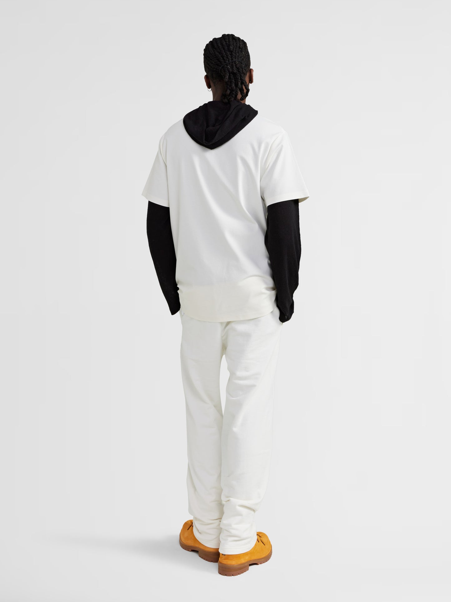 WHITE GRAPHIC TEE