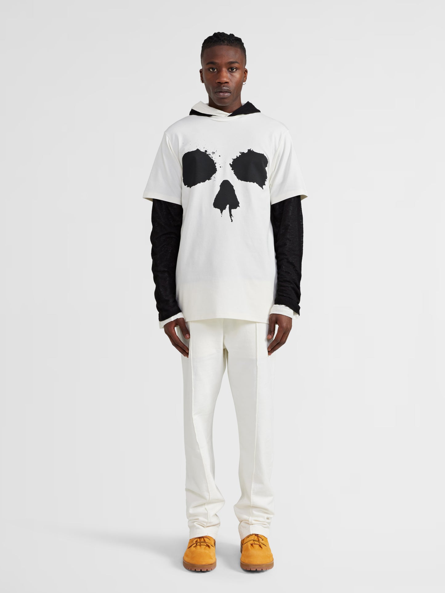 WHITE GRAPHIC TEE