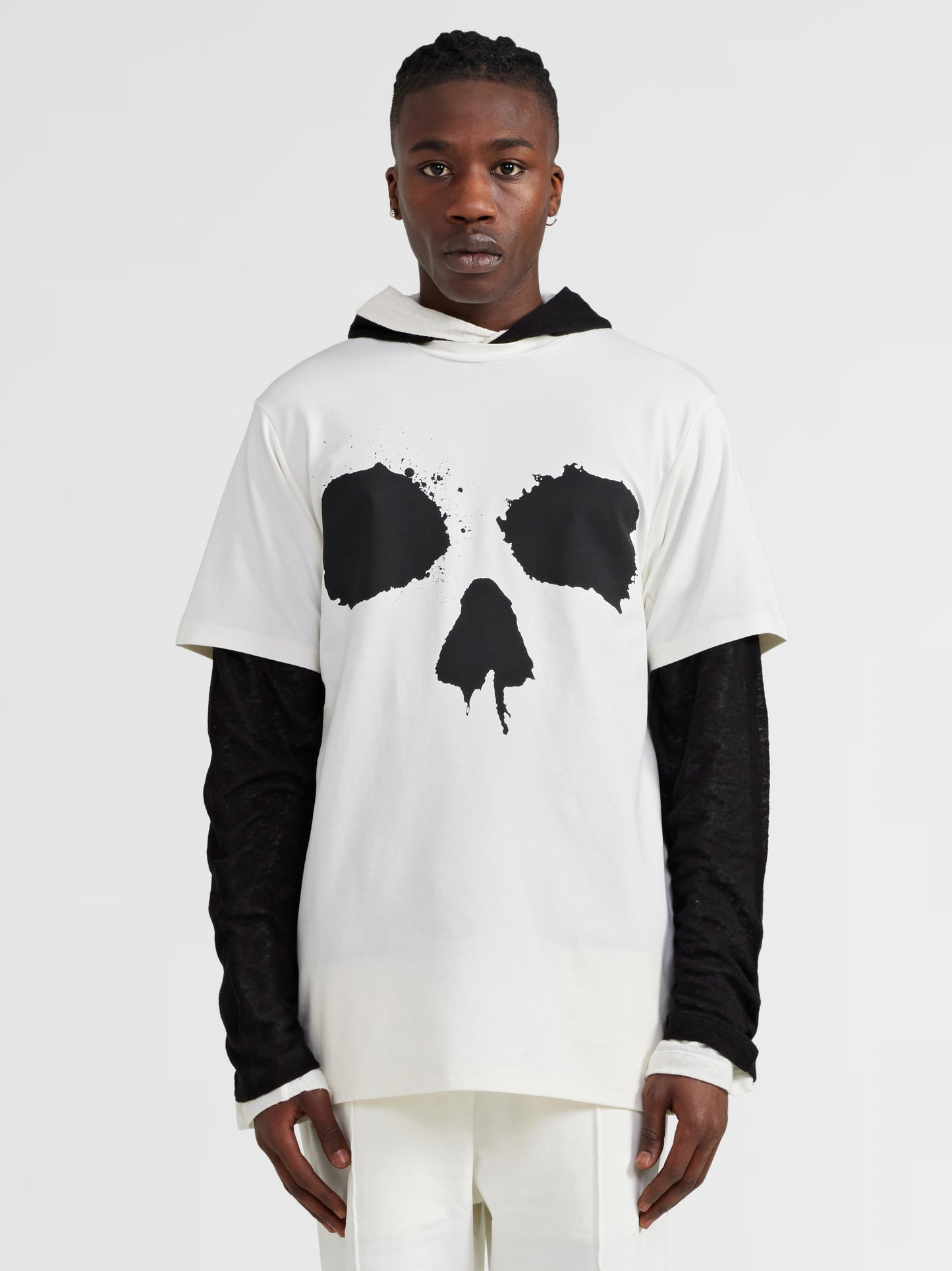 WHITE GRAPHIC TEE