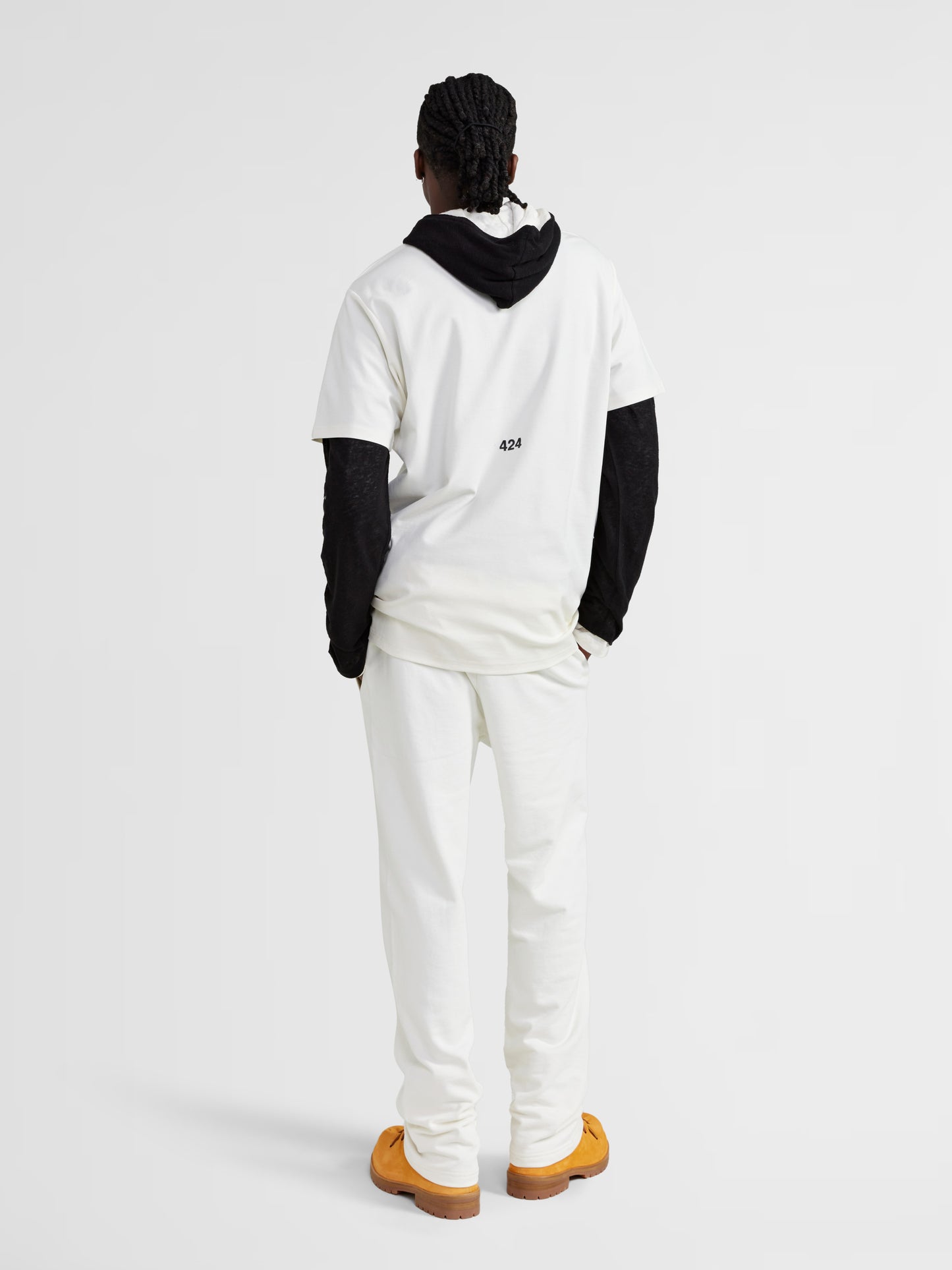 WHITE GRAPHIC TEE