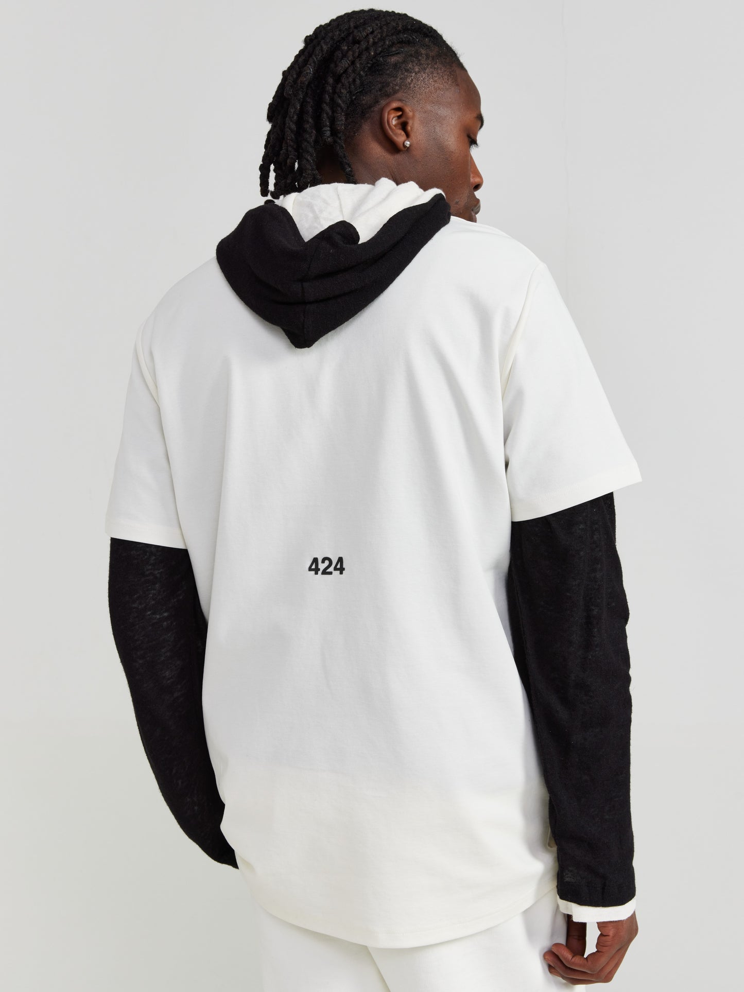 WHITE GRAPHIC TEE