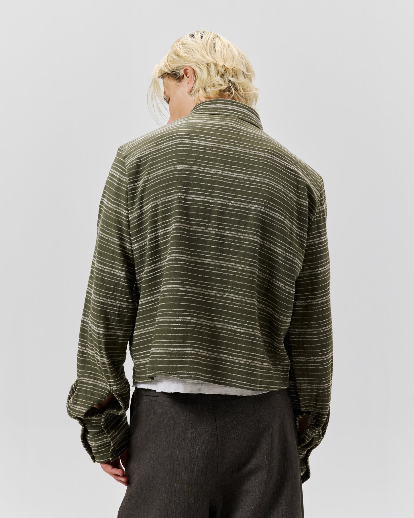 CROPPED FLANNEL - OLIVE GREEN