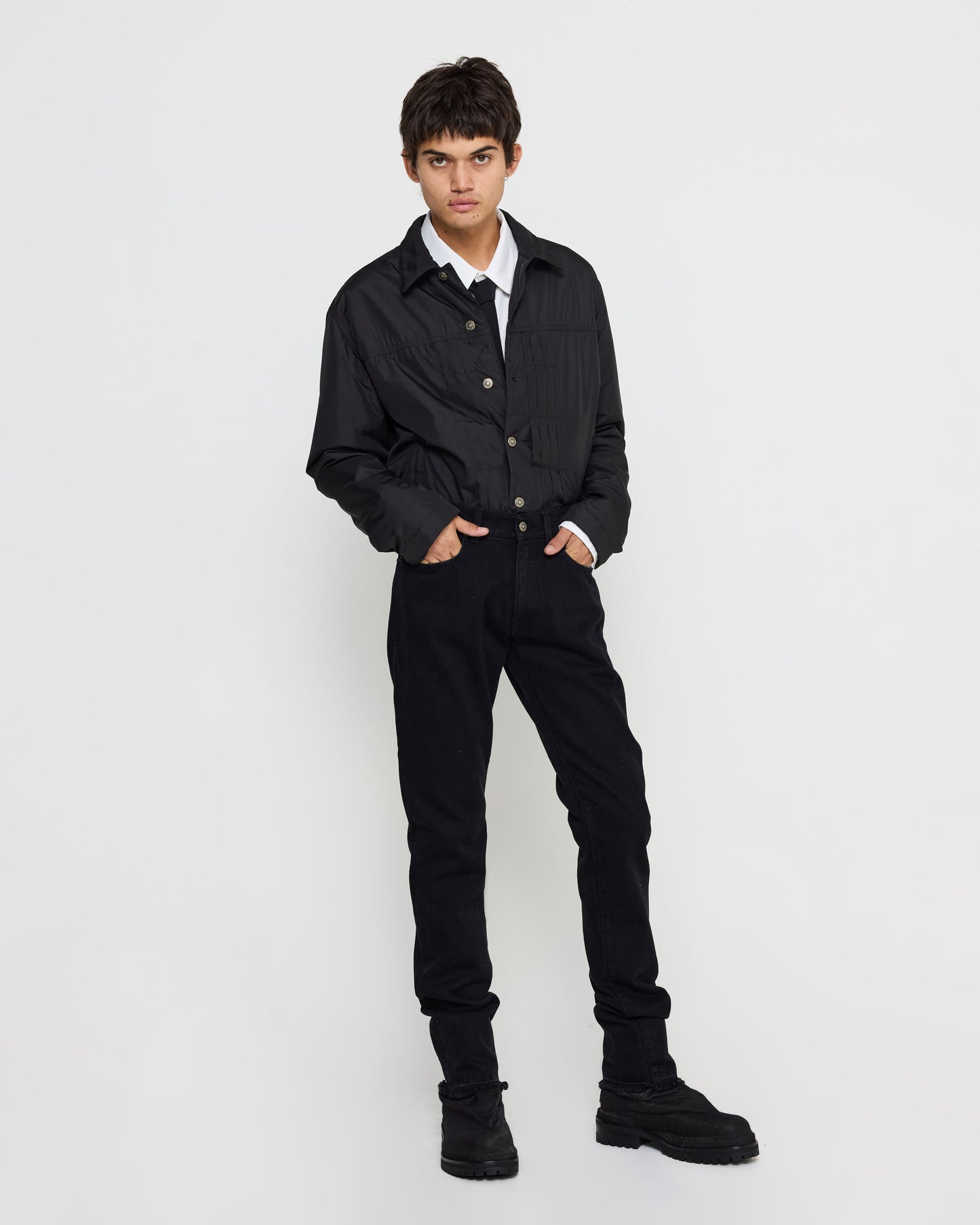 Five Pocket Fitted Denim in Washed Black