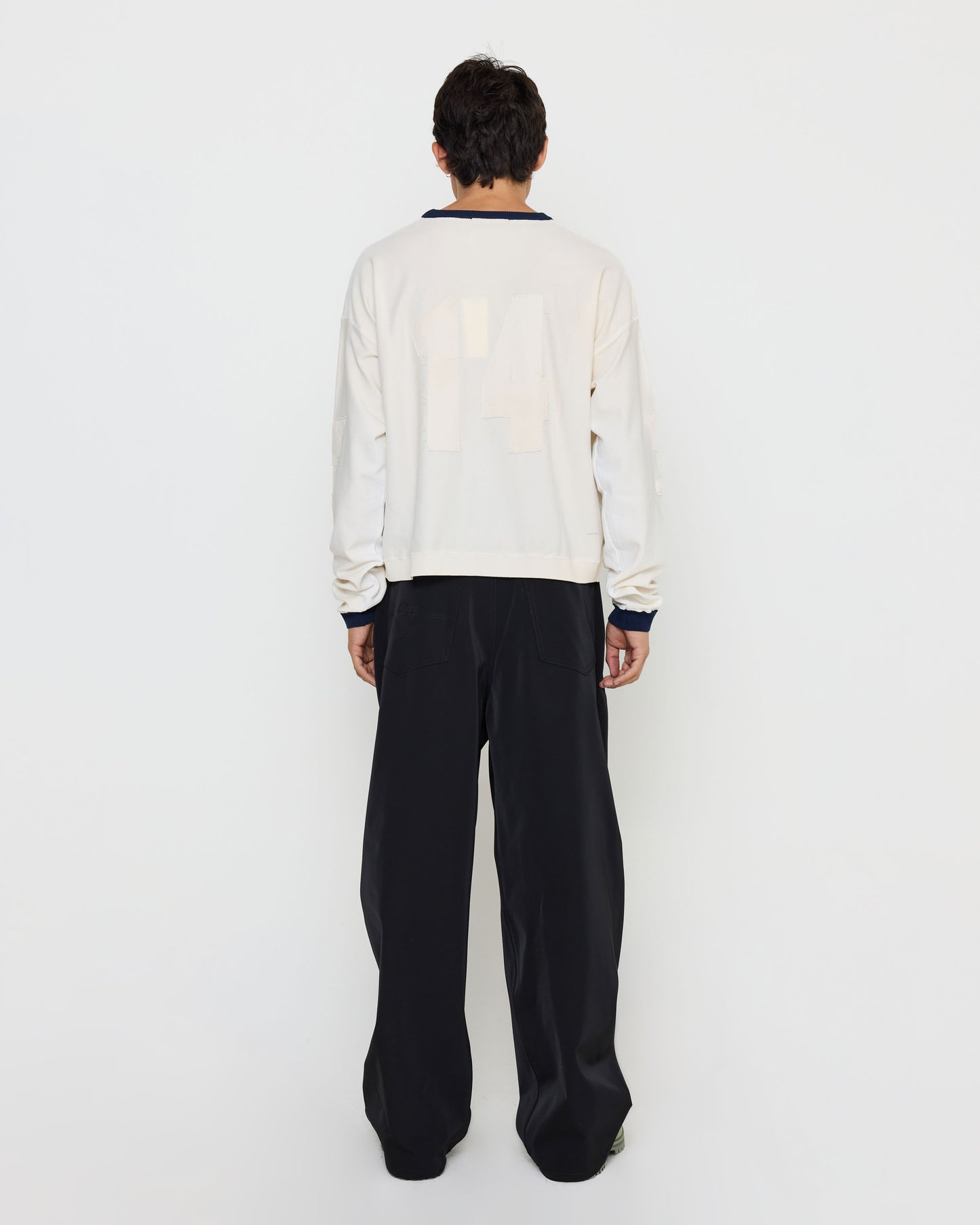 Technical Yarn Soccer Sweater in Offwhite And Navy