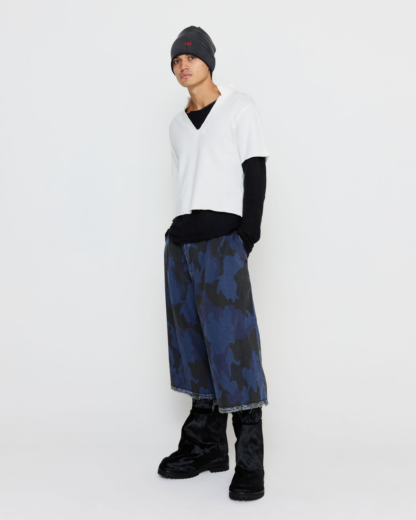 Rip Stop Cropped Trousers in Blue Camo