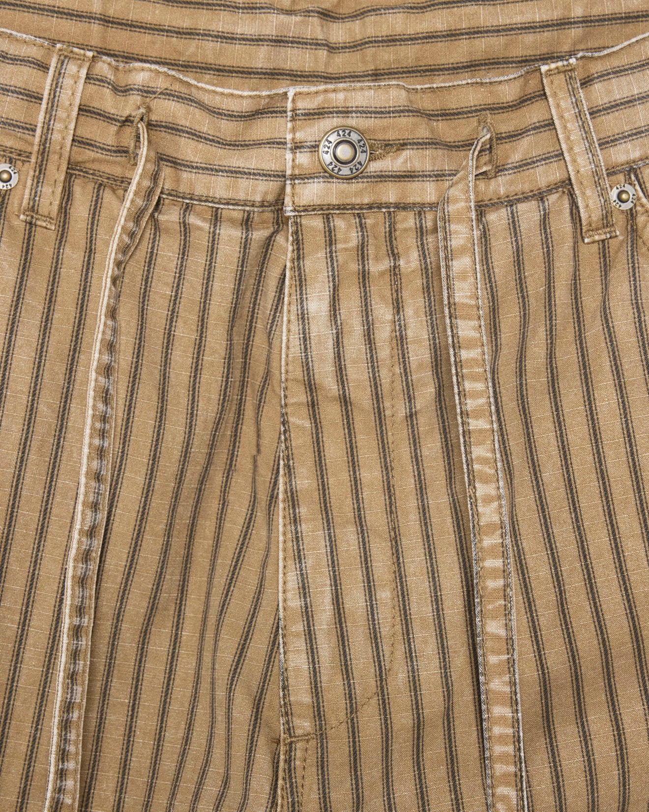 CAMO CARGO PANTS - SAND/BROWN