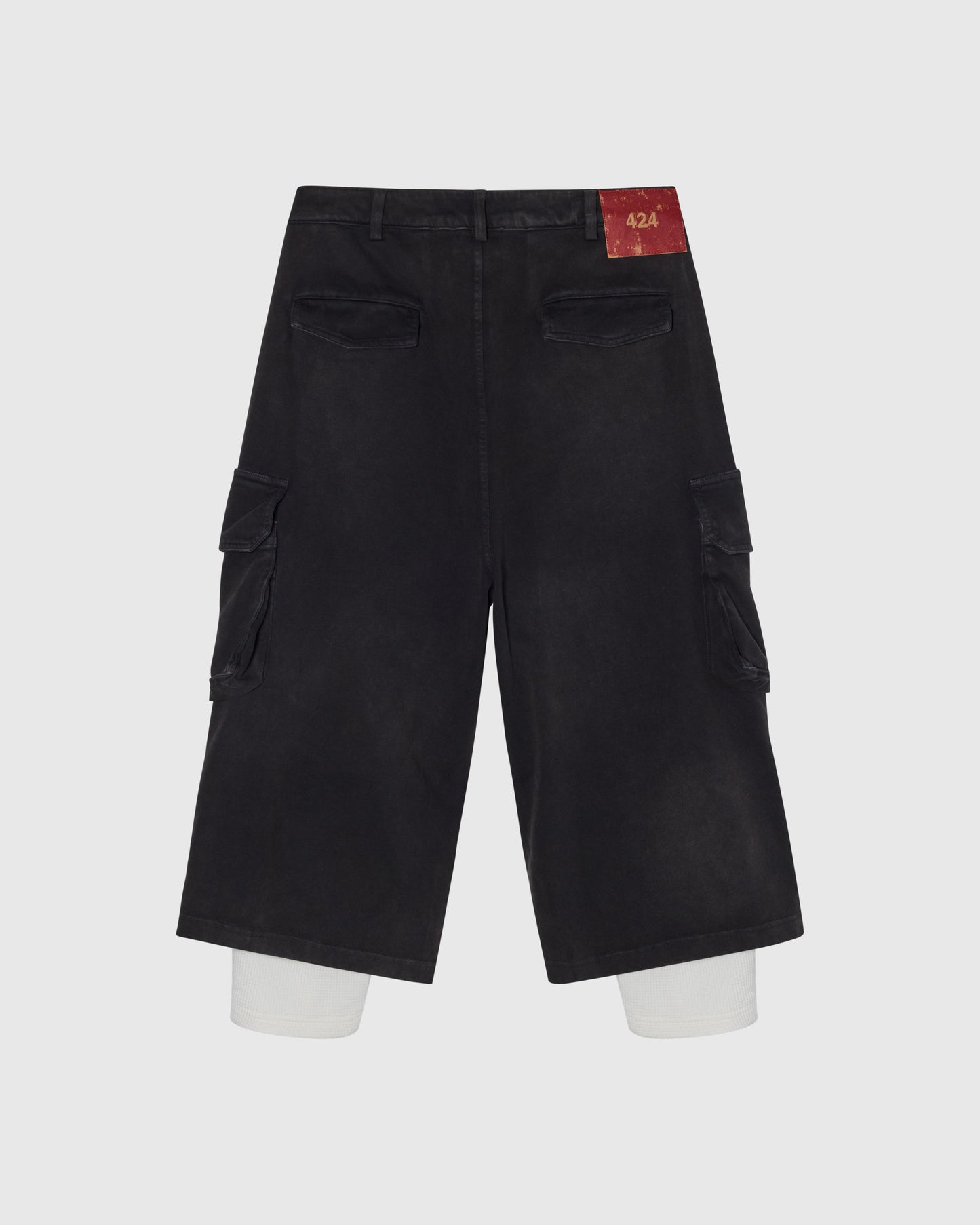 RIPPED BERMUDA SHORTS - BLACK