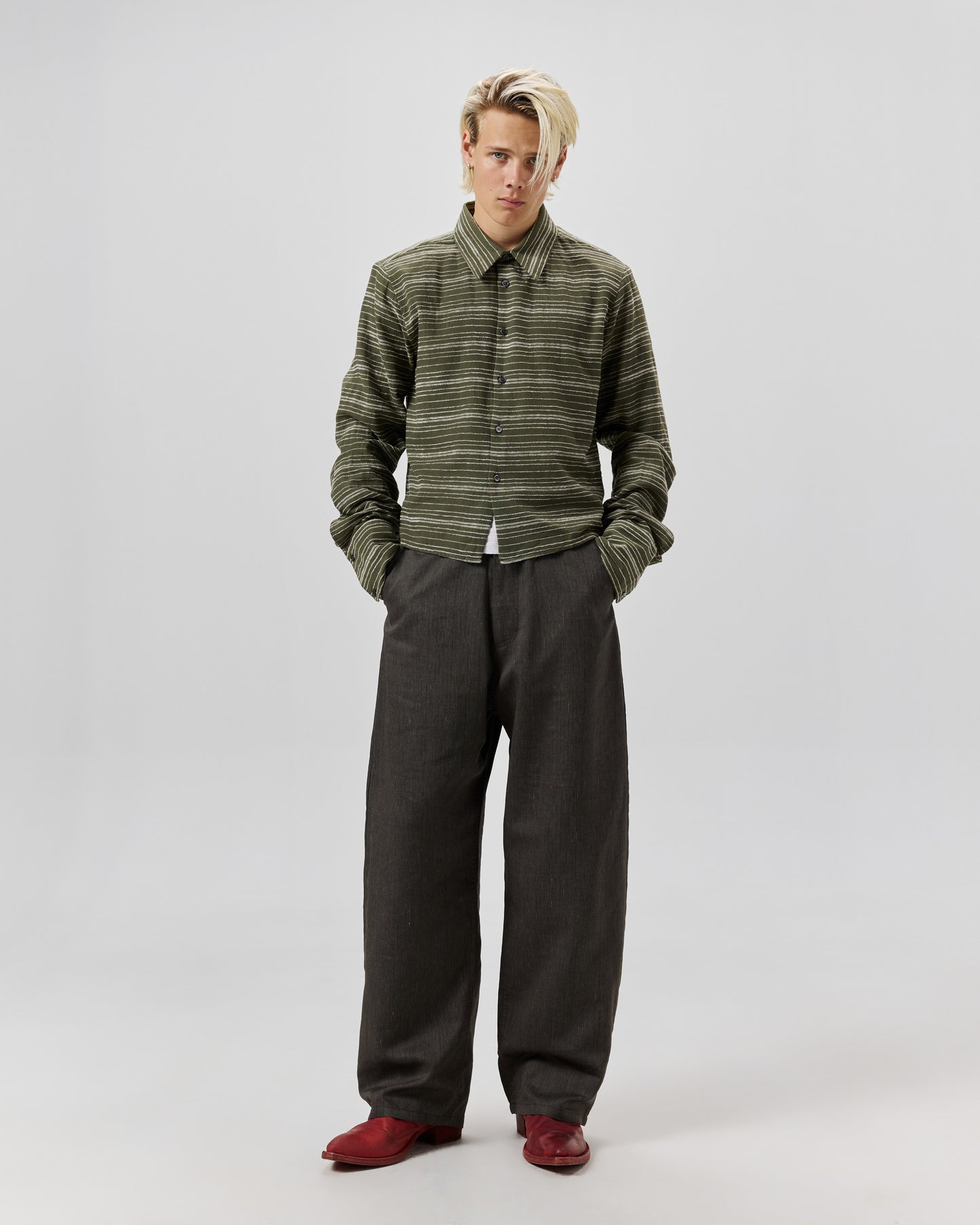 CROPPED FLANNEL - OLIVE GREEN