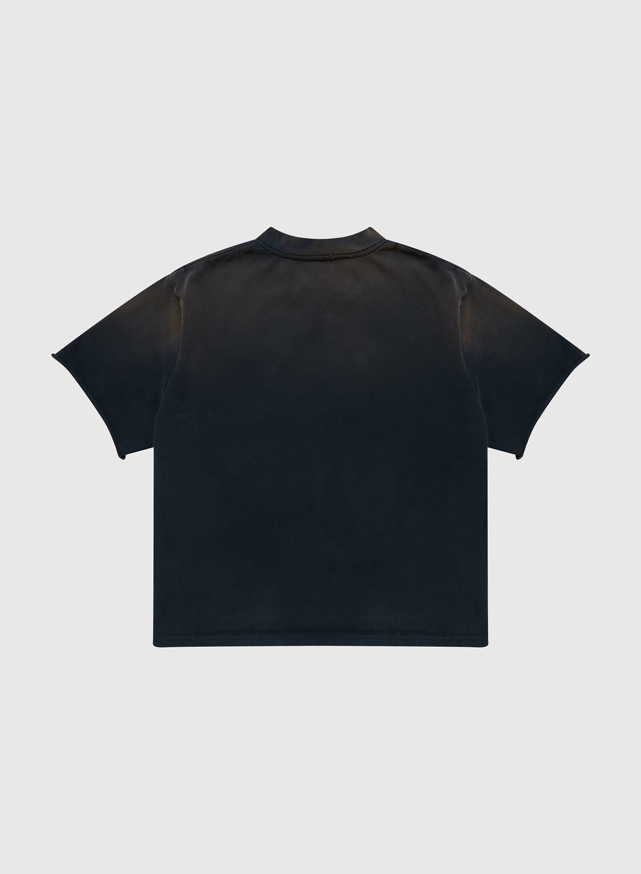 CREST CROPPED SCALLOP TEE JERSEY IN VINTAGE BLACK