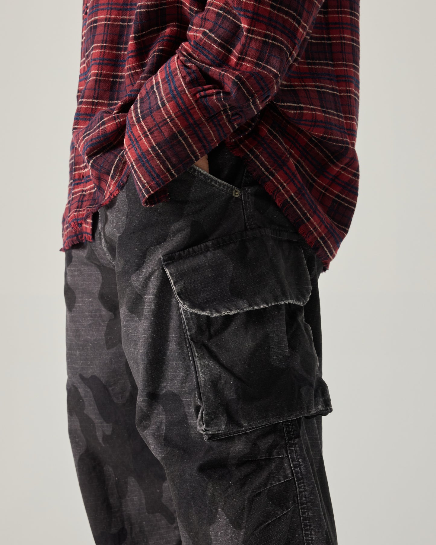 CARGO PANTS DOUBLE FACE RIP STOP IN BLACK