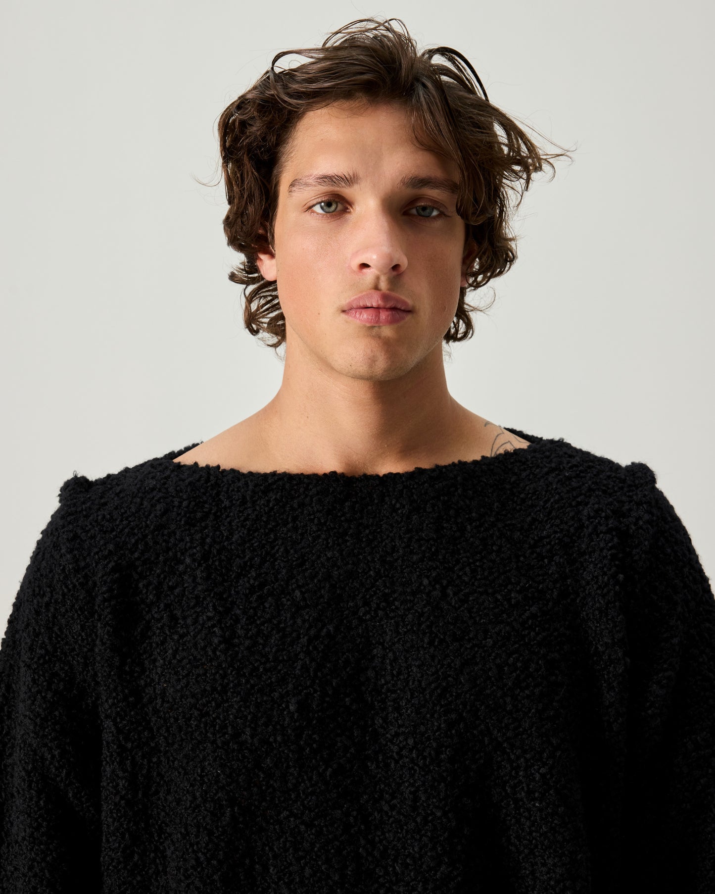 BABY SWEATER BOUCLE YARN IN BLACK